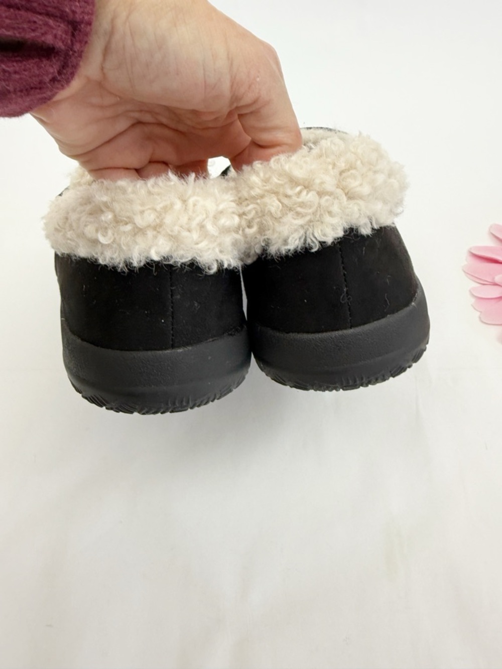 Vionic Claribel Slipper - Women's Cozy Orthotic Arch Support House Slipper Black - Picture 9 of 13